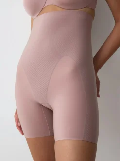 BMU ILLUSION CURVE