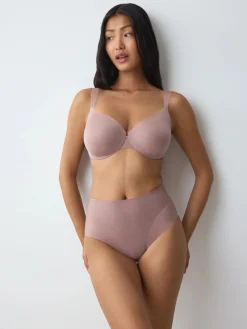 BMU ILLUSION CURVE