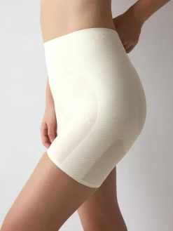 BMU ILLUSION CURVE