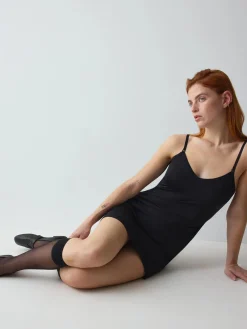 BODY MAKE-UP