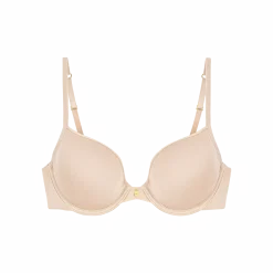 BODY MAKE-UP ESSENTIALS