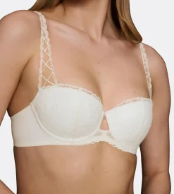 BODY MAKE-UP ILLUSION LACE