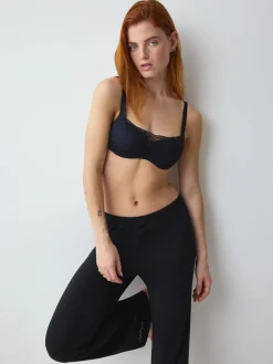 BODY MAKE-UP ILLUSION LACE