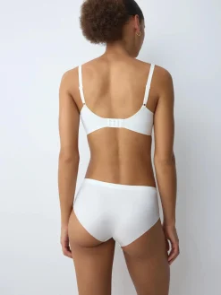 BODY MAKE-UP SOFT TOUCH