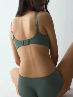ESSENTIAL MINIMIZER