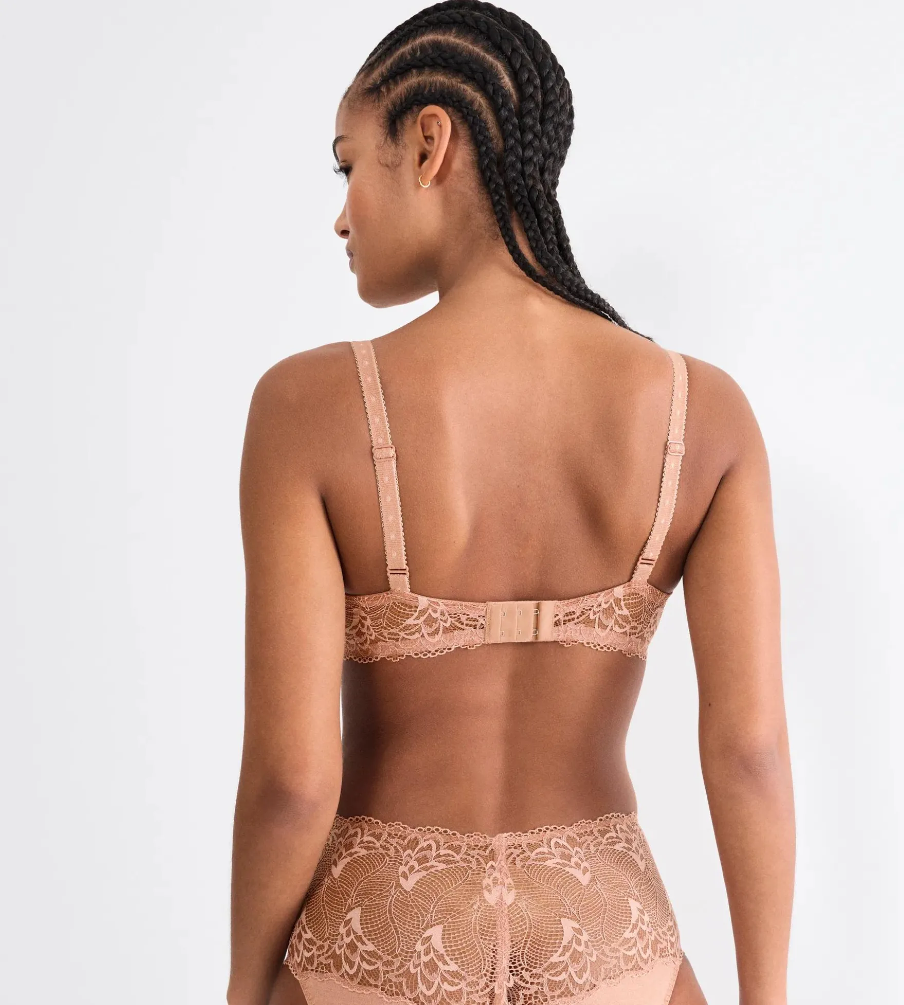 LIGHT PAONETTE
