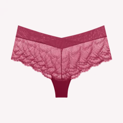 LOVE IN LACE