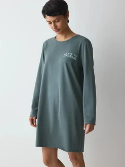 NIGHTDRESSES
