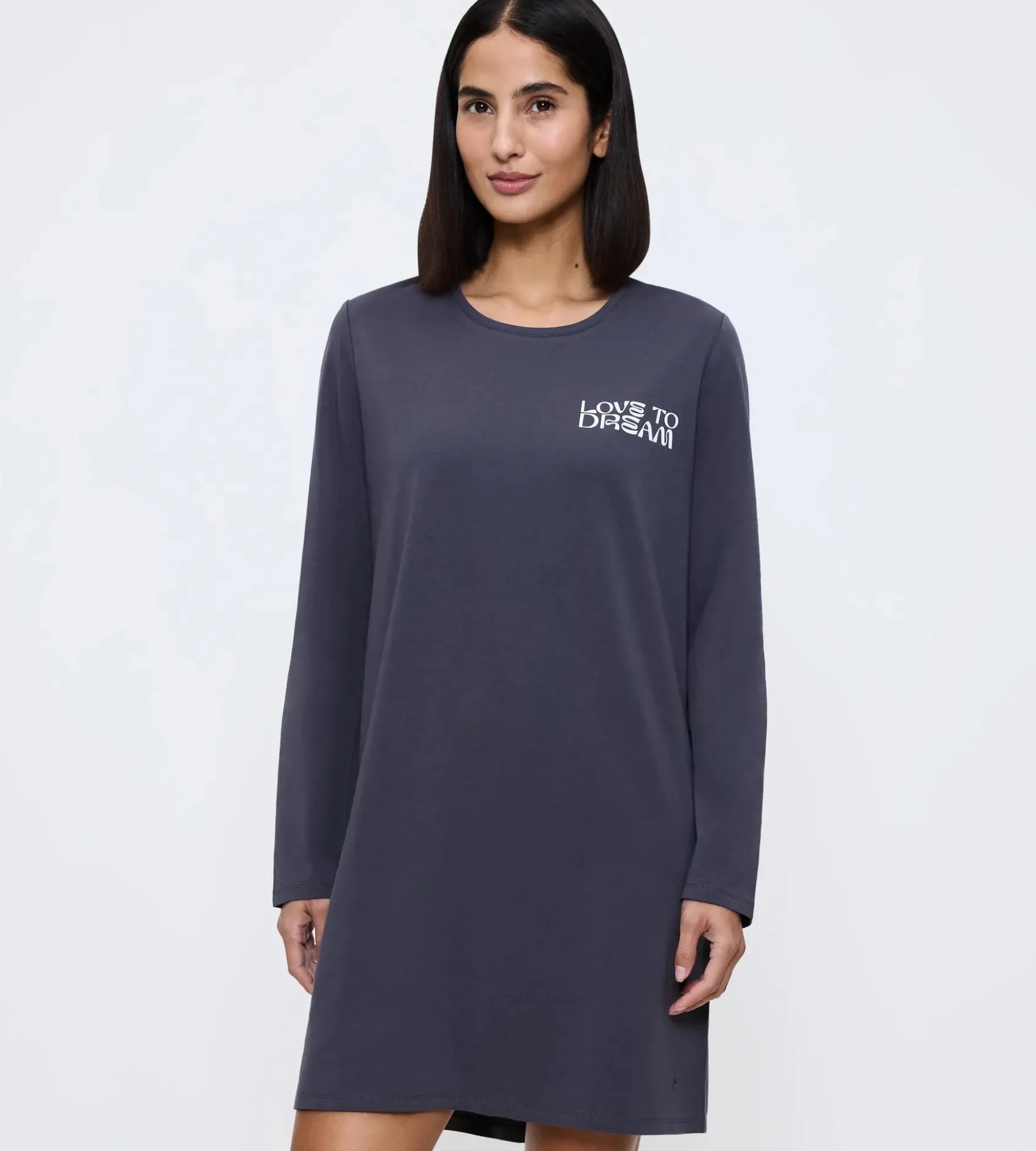 NIGHTDRESSES