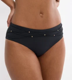 PALINA LOVE BY THE SEA