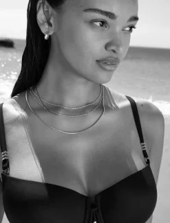 PALINA LOVE BY THE SEA