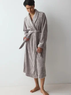 ROBES