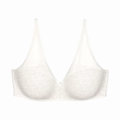 TRIUMPH SIGNATURE SHEER