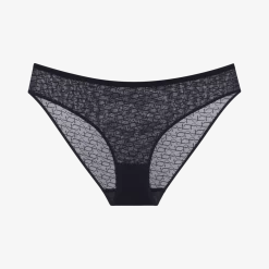 TRIUMPH SIGNATURE SHEER