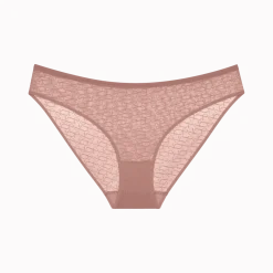 TRIUMPH SIGNATURE SHEER