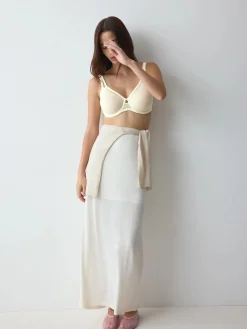 TRIUMPH SIGNATURE SHEER