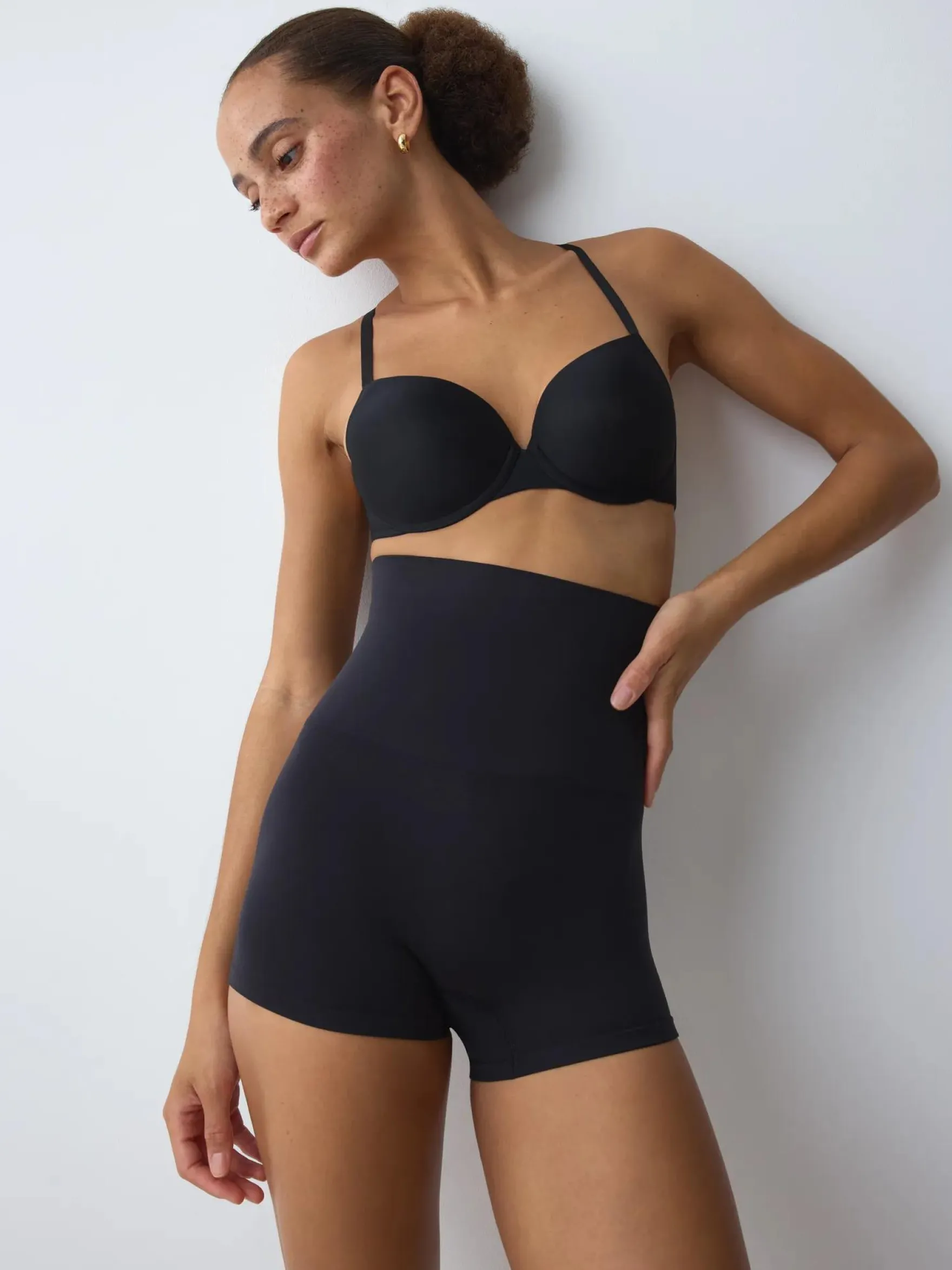 TRIUMPH SOFT SCULPT