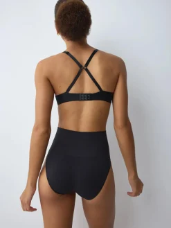 TRIUMPH SOFT SCULPT