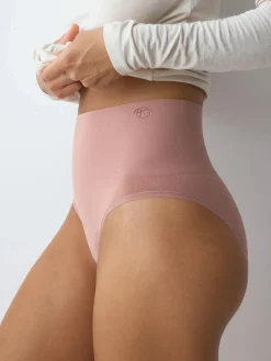 TRIUMPH SOFT SCULPT